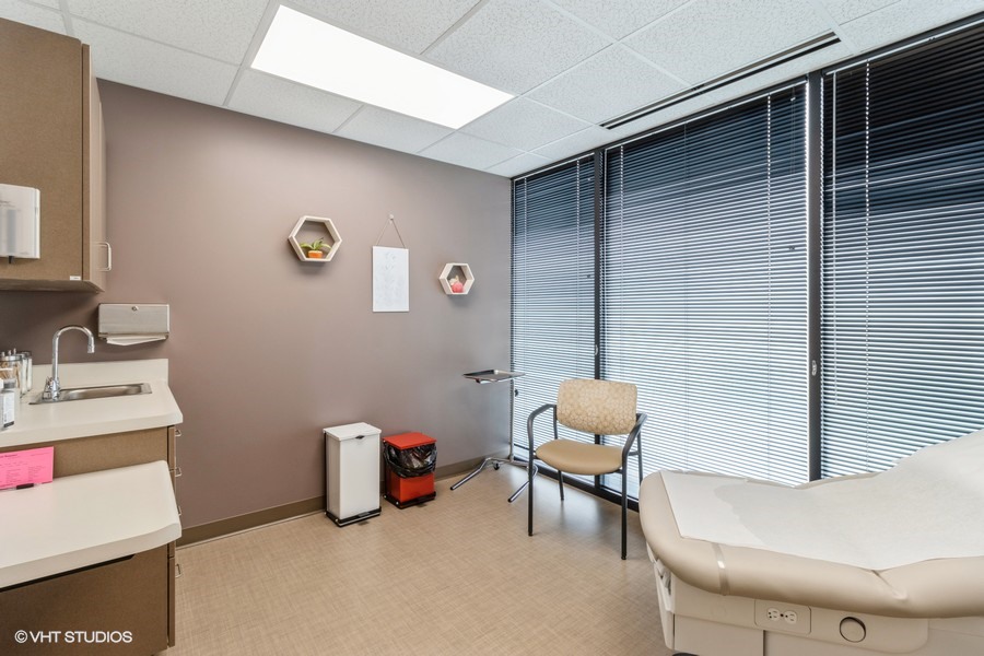 Adel clinic patient room